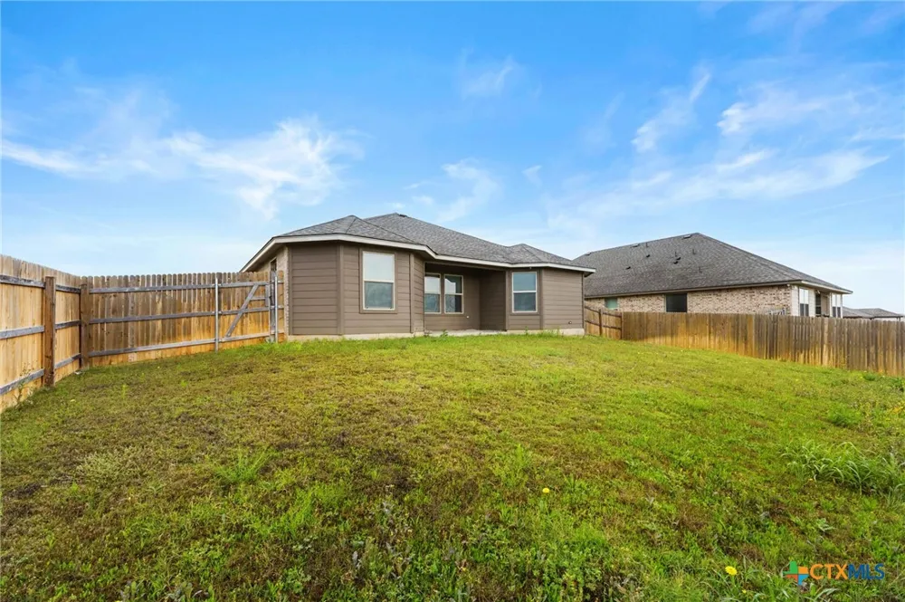 2402 Freddie L. Nichols Sr. Drive Harker Heights, TX 76548