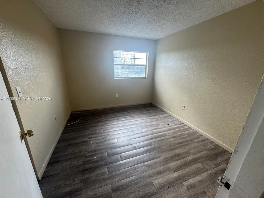 5100 SW 41st St #PH1 Pembroke Park, FL 33023