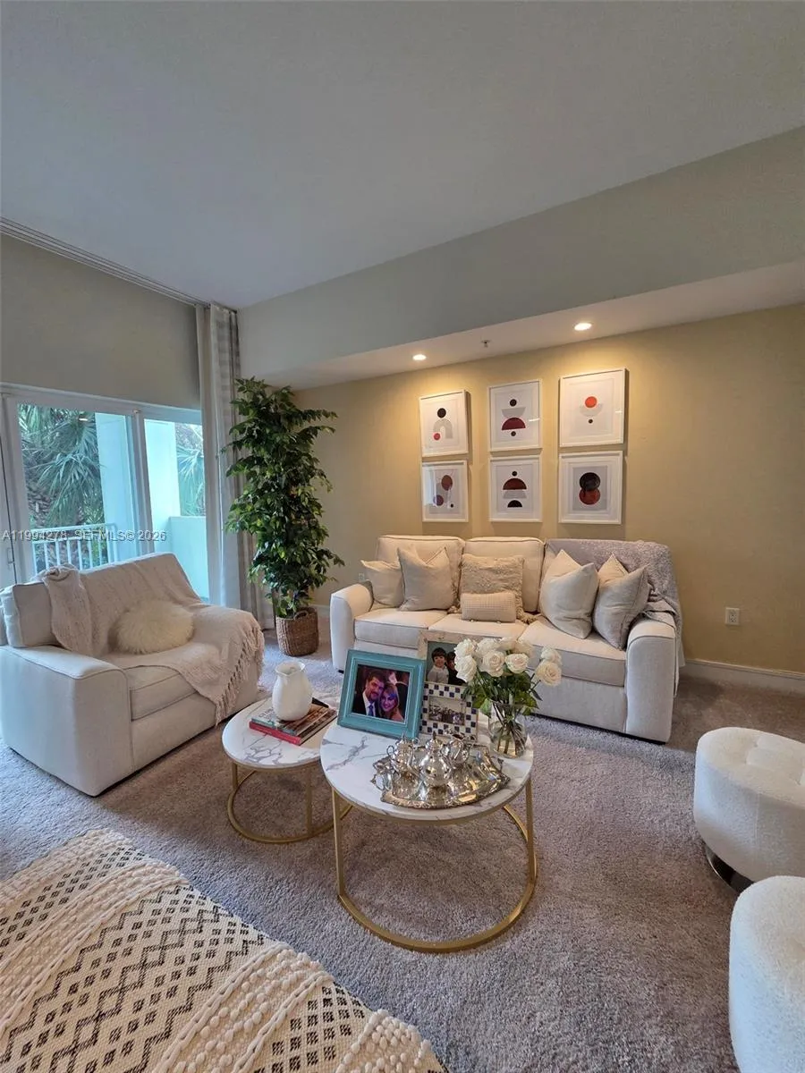 5300 NW 87th Ave #416 Doral, FL 33178