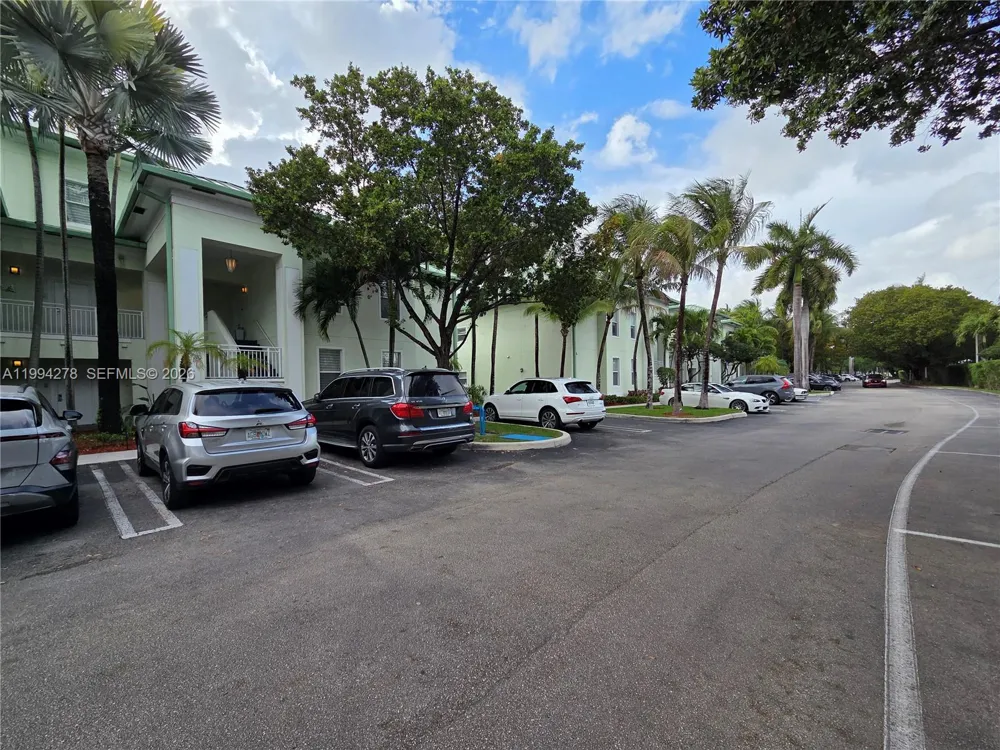 5300 NW 87th Ave #416 Doral, FL 33178