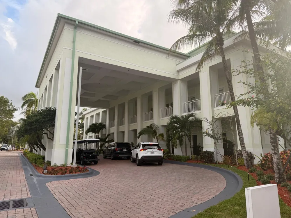 5300 NW 87th Ave #416 Doral, FL 33178