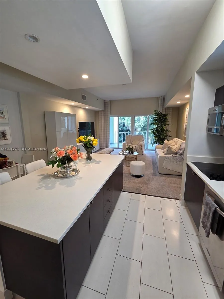 5300 NW 87th Ave #416 Doral, FL 33178