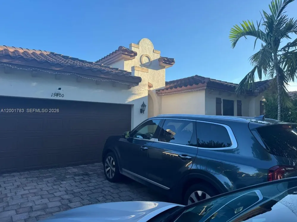 15400 SW 176th Ln Miami, FL 33187