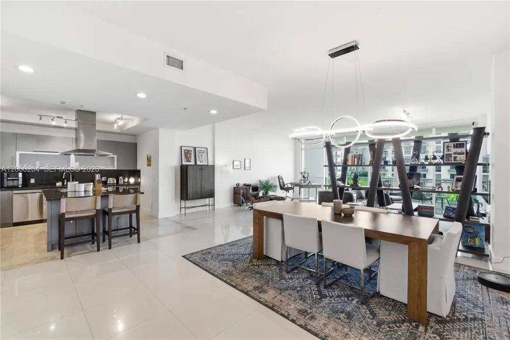 1090 NW N River Dr #404 Miami, FL 33136