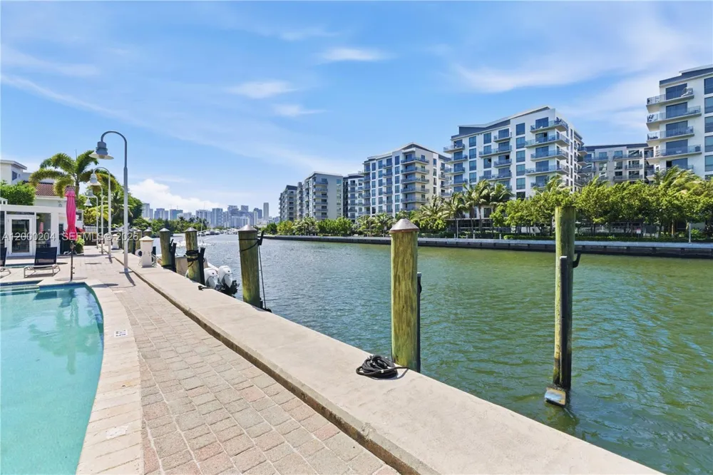 1090 NW N River Dr #404 Miami, FL 33136