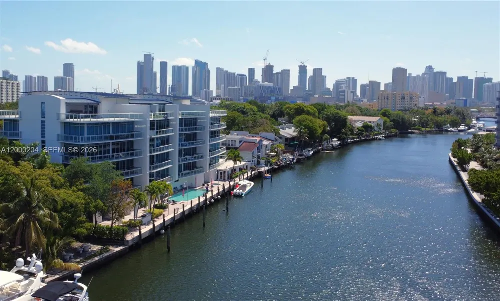 1090 NW N River Dr #404 Miami, FL 33136