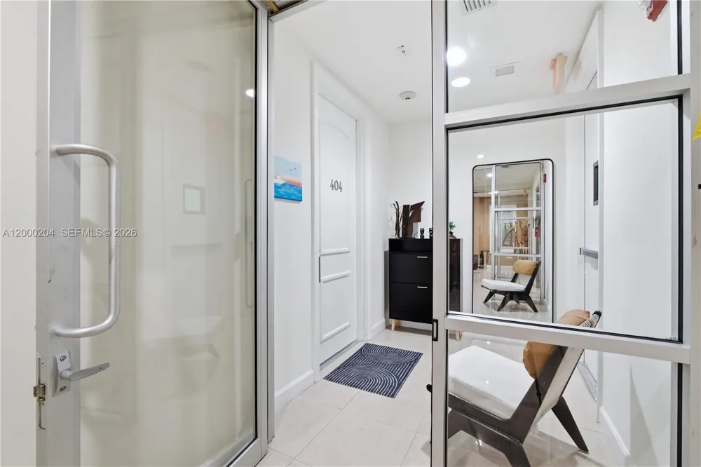 1090 NW N River Dr #404 Miami, FL 33136