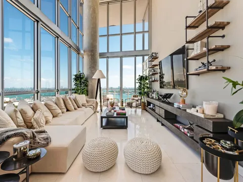 1100 Biscayne Blvd #2105