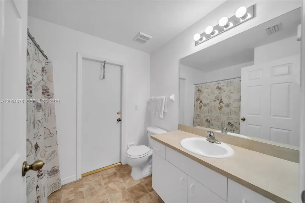 2840 NW 2ND TERRACE Cape Coral, FL 33993