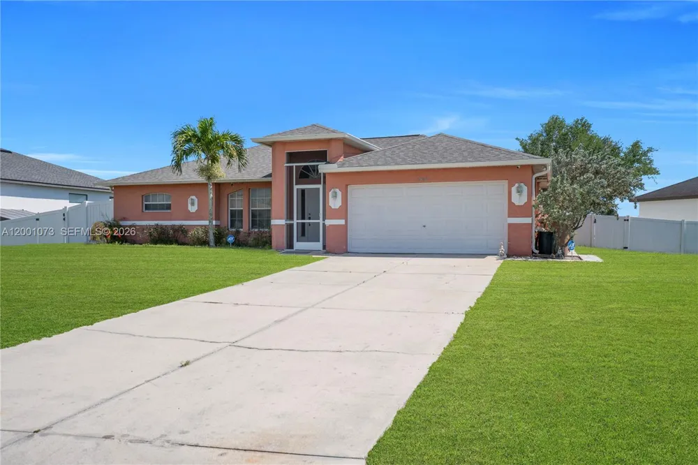 2840 NW 2ND TERRACE Cape Coral, FL 33993
