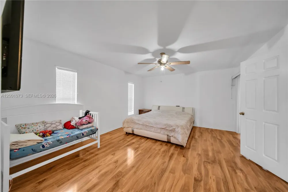 2840 NW 2ND TERRACE Cape Coral, FL 33993