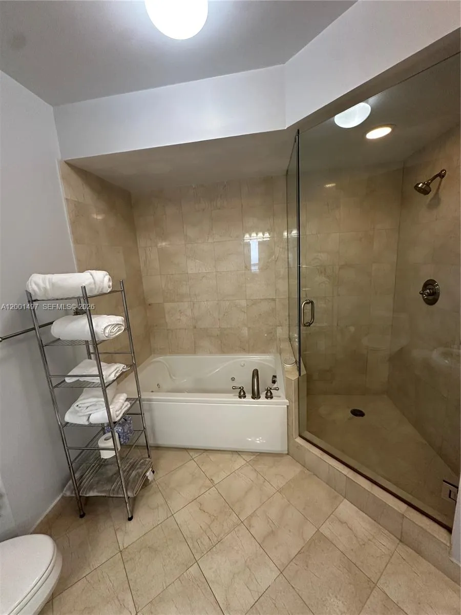 6365 Collins Ave #1703 Miami Beach, FL 33141