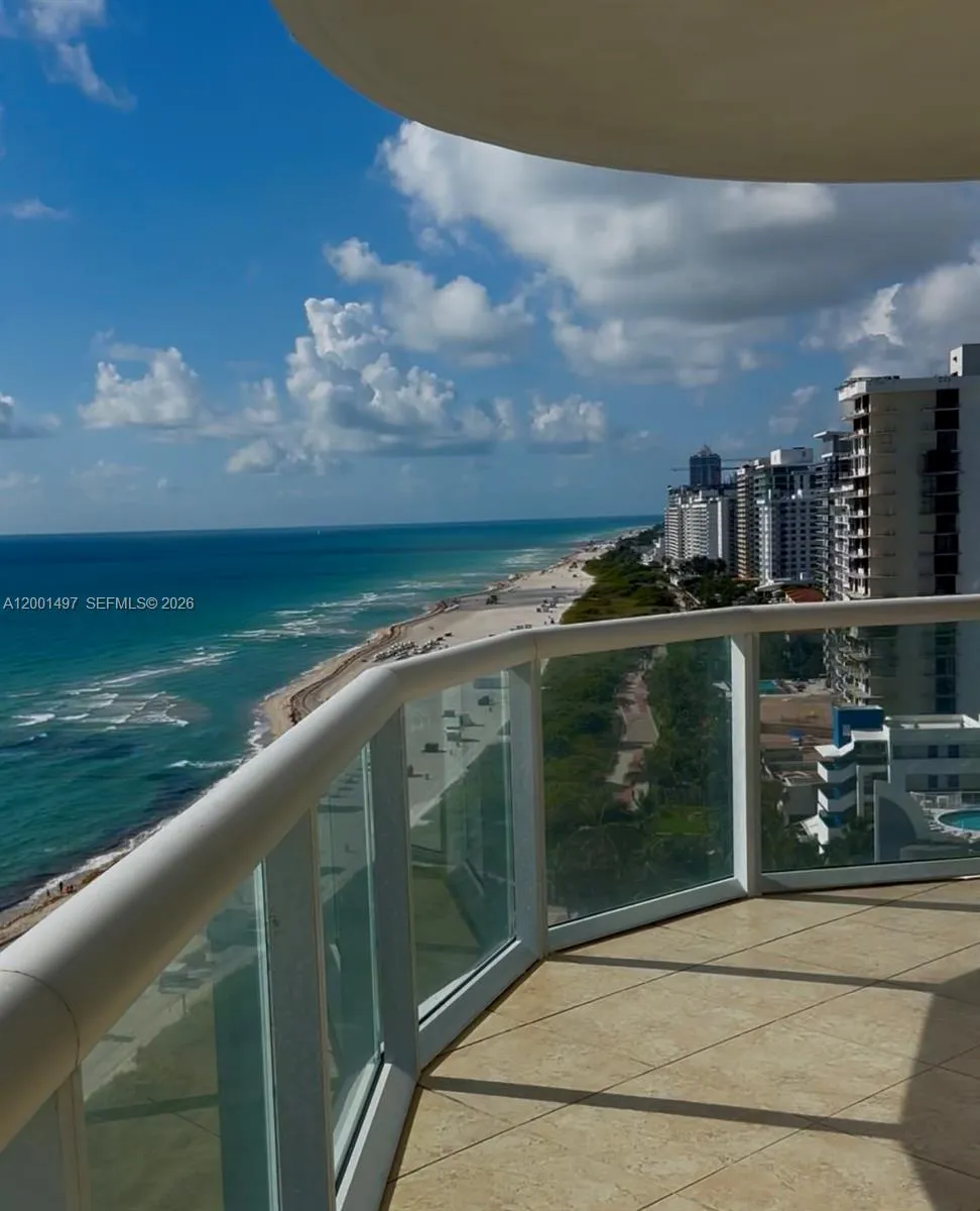 6365 Collins Ave #1703 Miami Beach, FL 33141