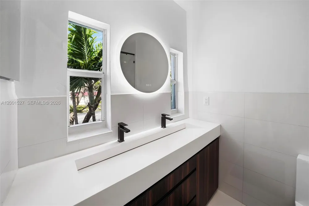 5237 La Gorce Drive #5237 Miami Beach, FL 33140
