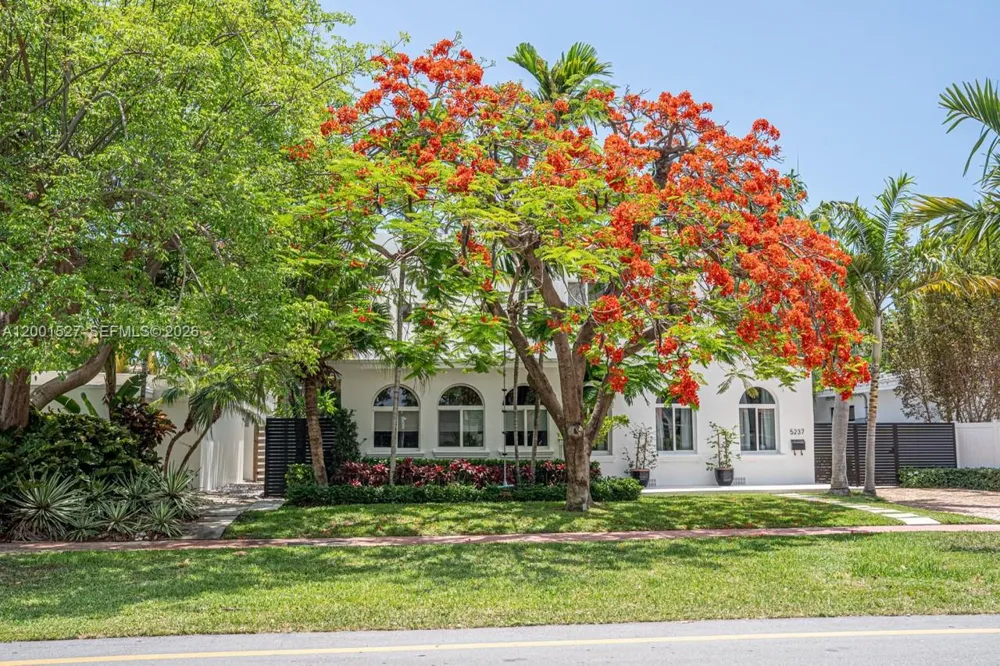 5237 La Gorce Drive #5237 Miami Beach, FL 33140