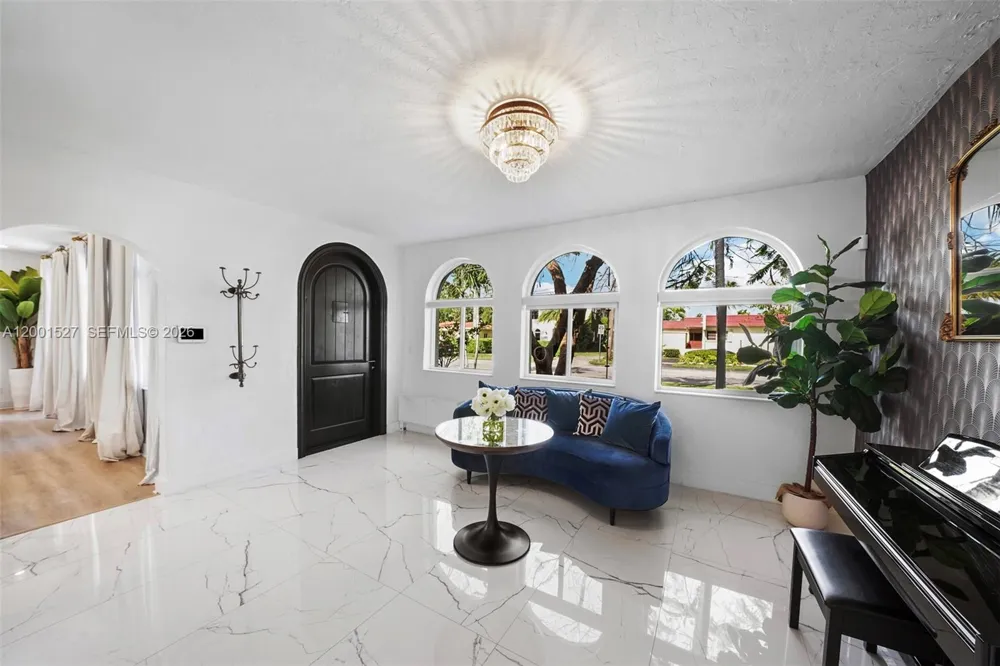 5237 La Gorce Drive #5237 Miami Beach, FL 33140