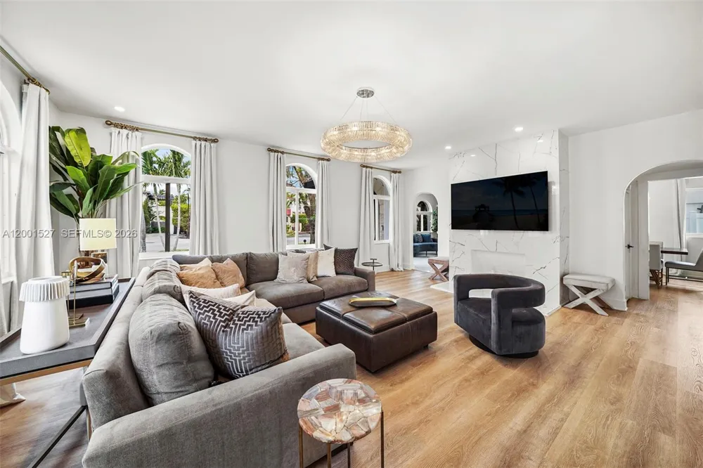5237 La Gorce Drive #5237 Miami Beach, FL 33140
