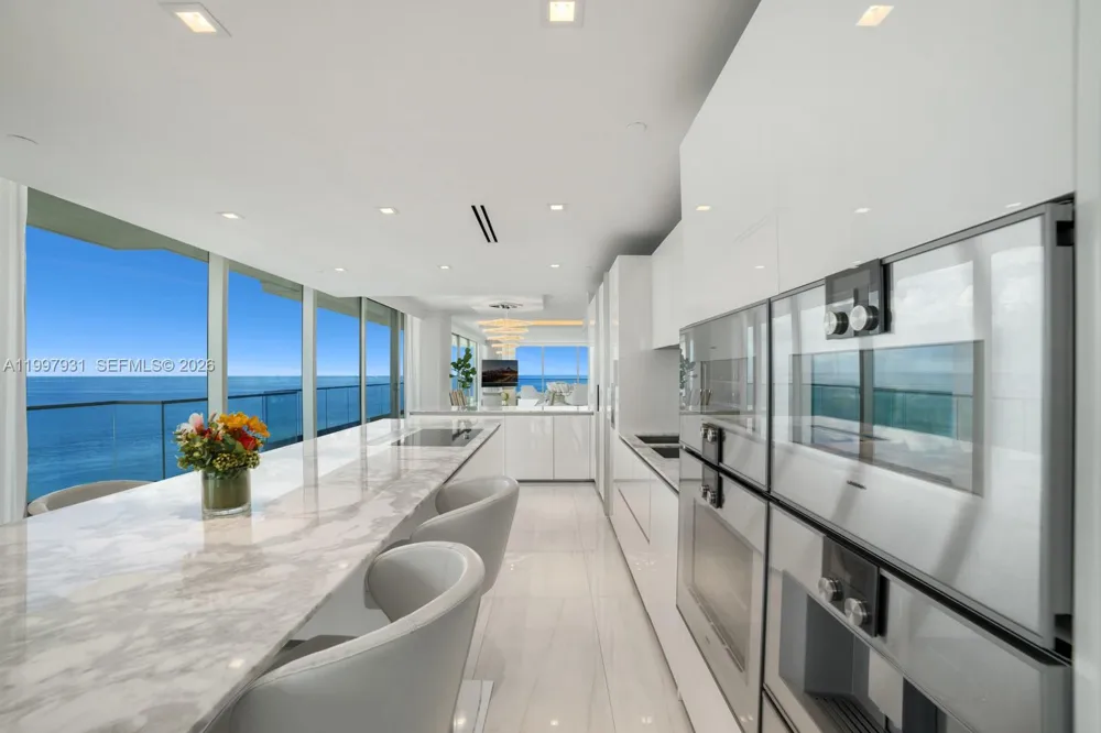 10203 Collins Ave #2501 Bal Harbour, FL 33154