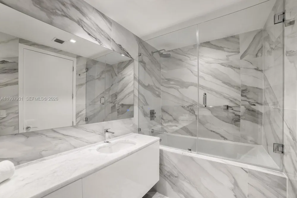 10203 Collins Ave #2501 Bal Harbour, FL 33154