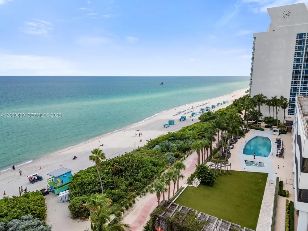 6801 Collins Ave #LPH10 Miami Beach, FL 33141