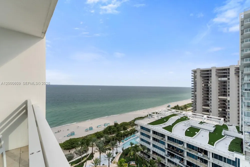 6801 Collins Ave #LPH10 Miami Beach, FL 33141