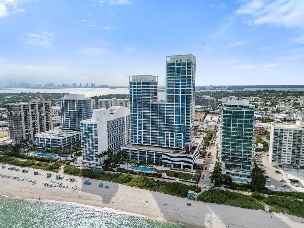 6801 Collins Ave #LPH10 Miami Beach, FL 33141