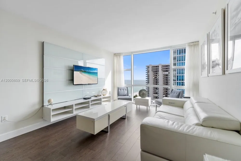 6801 Collins Ave #LPH10 Miami Beach, FL 33141