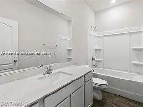 209 SE 26TH TER Cape Coral, FL 33904