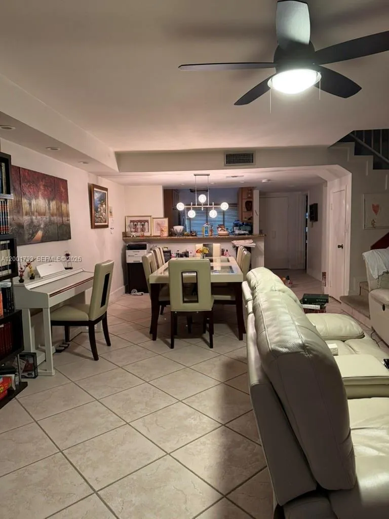 2661 NE 164th St #40 North Miami Beach, FL 33160