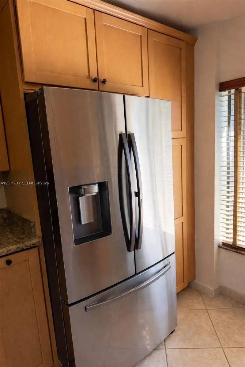 2661 NE 164th St #40 North Miami Beach, FL 33160
