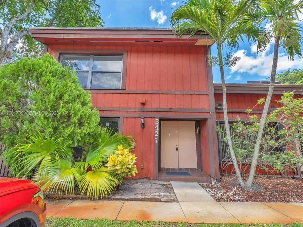 3427 Atlanta Dr Hollywood, FL 33021