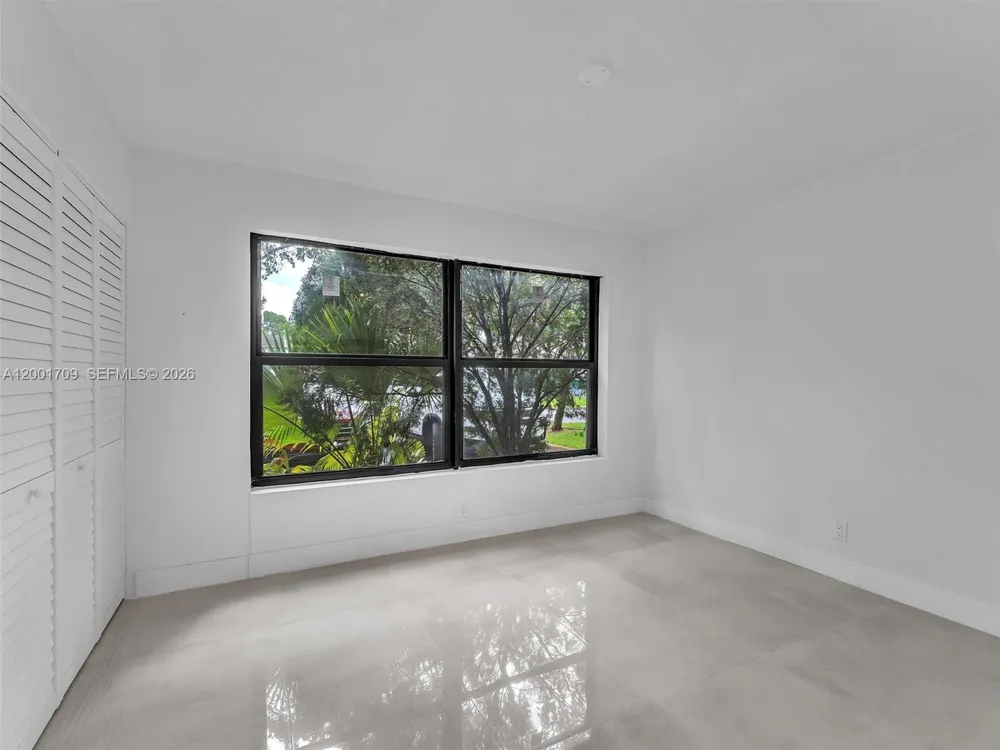 3427 Atlanta Dr Hollywood, FL 33021