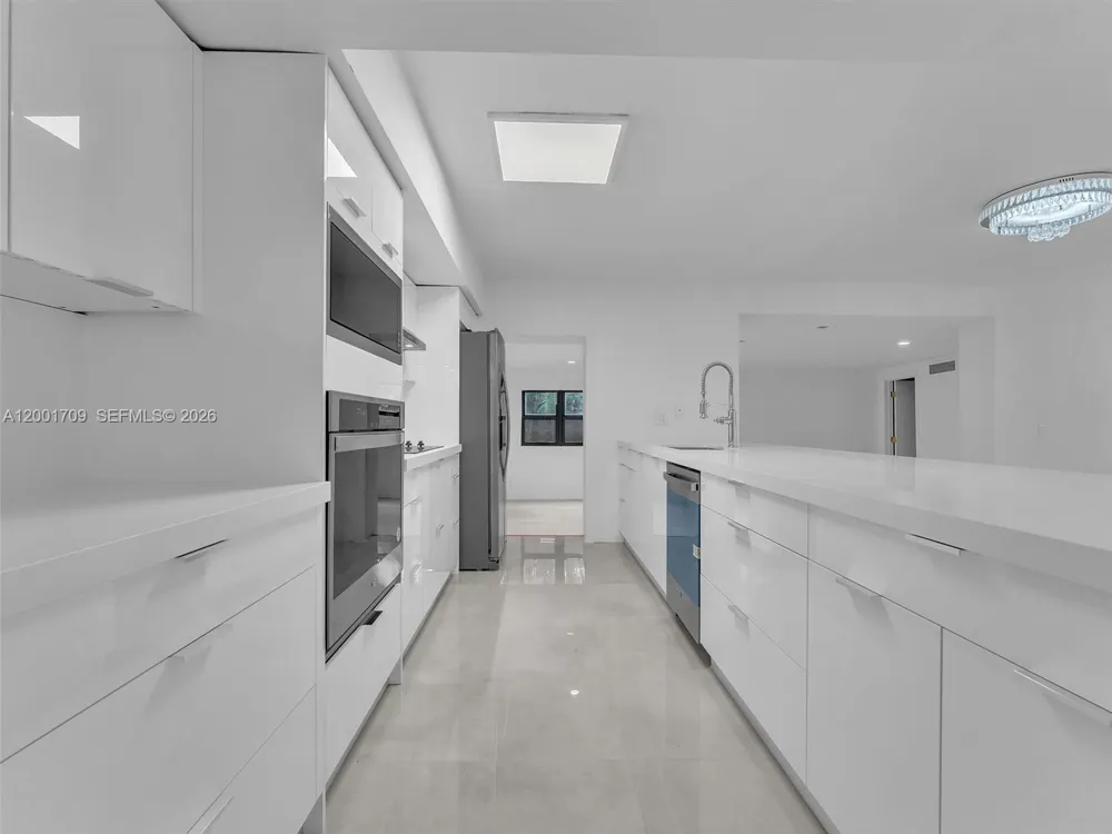 3427 Atlanta Dr Hollywood, FL 33021