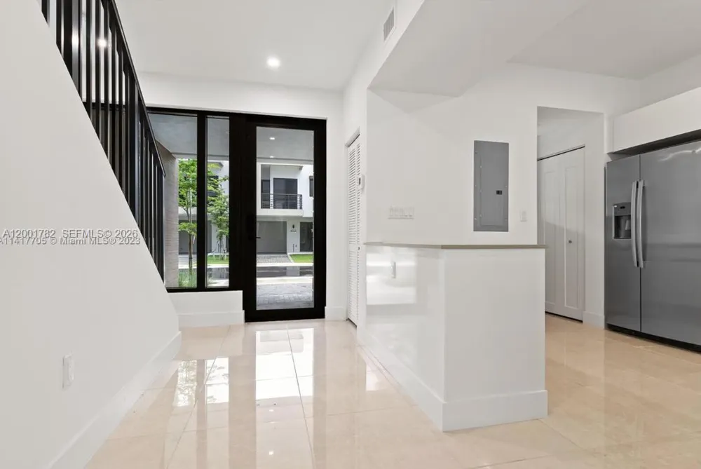 4130 Oak Pl #4130 Dania Beach, FL 33314