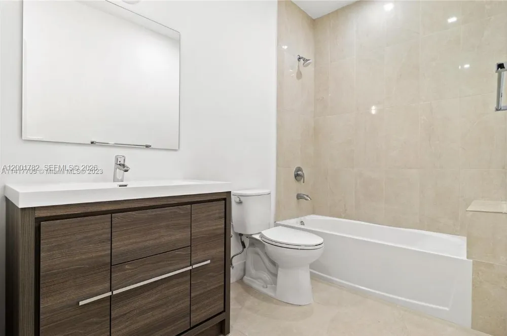 4130 Oak Pl #4130 Dania Beach, FL 33314