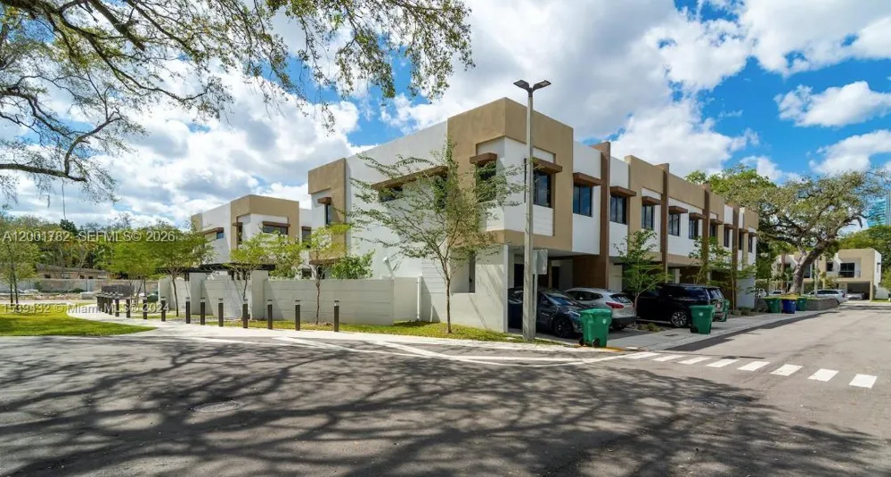 4130 Oak Pl #4130 Dania Beach, FL 33314