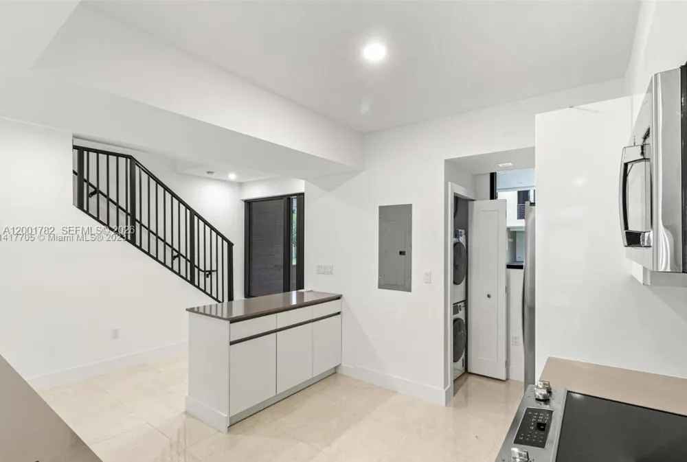 4130 Oak Pl #4130 Dania Beach, FL 33314