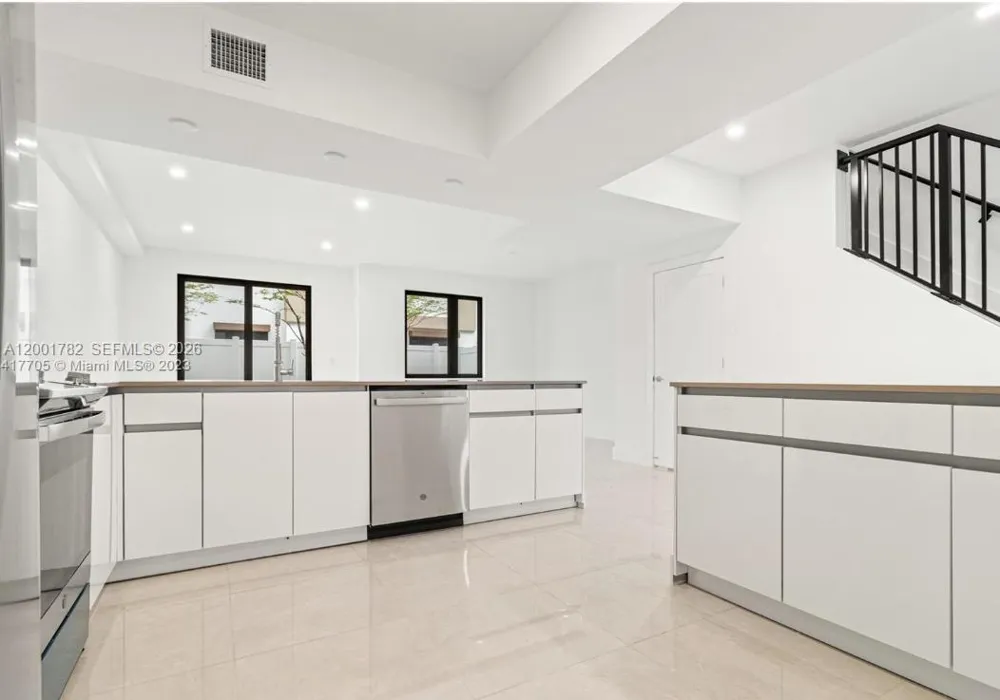 4130 Oak Pl #4130 Dania Beach, FL 33314