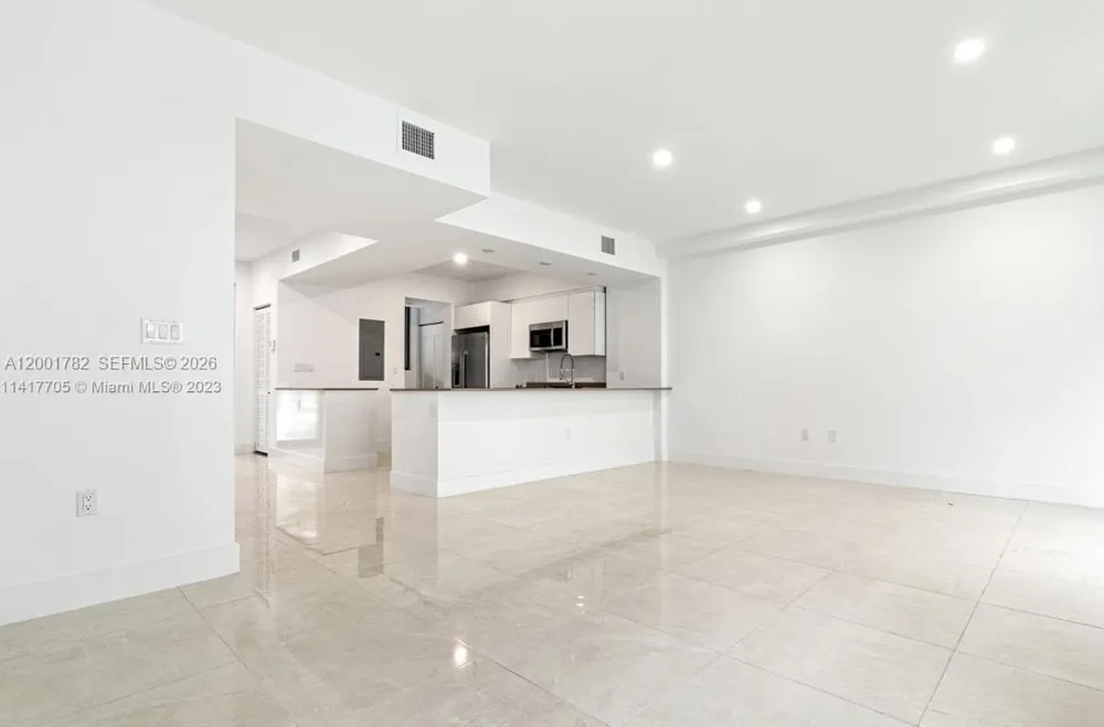 4130 Oak Pl #4130 Dania Beach, FL 33314