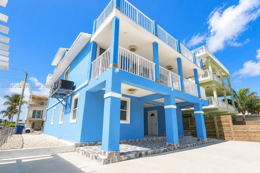 20 Eagle Dr Key Largo, FL 33037