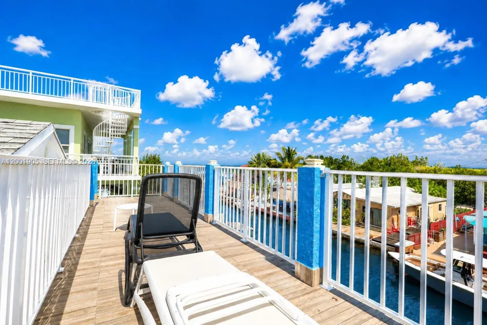 20 Eagle Dr Key Largo, FL 33037