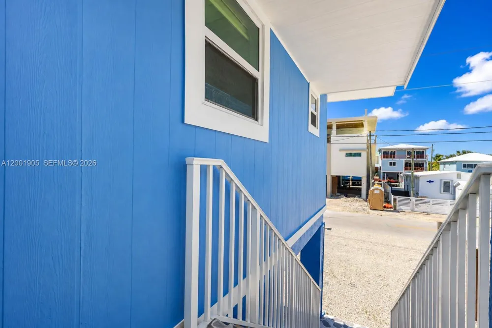 20 Eagle Dr Key Largo, FL 33037