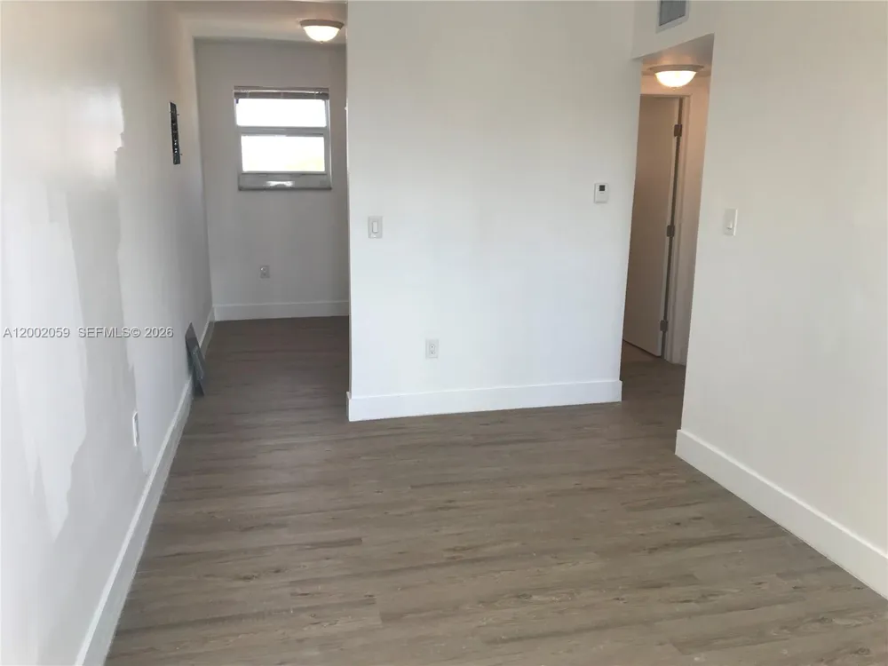 1815 NW 1st CT #8 Miami, FL 33136