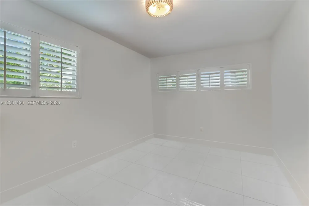 7501 W Adventure Ave North Bay Village, FL 33141