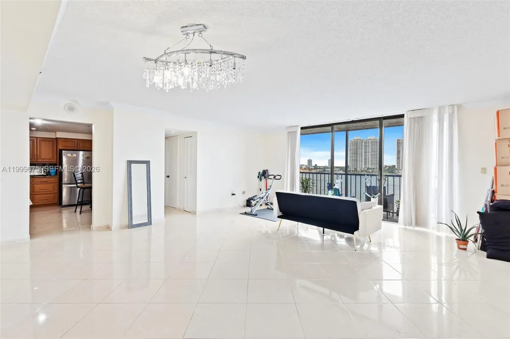 17600 Bay Rd #N701 Sunny Isles Beach, FL 33160