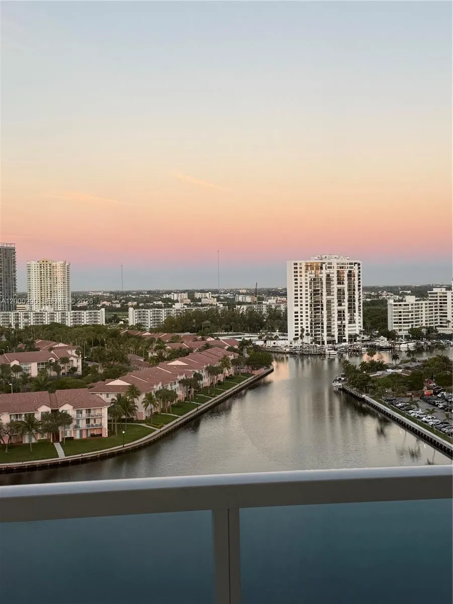 3800 S Ocean Dr #1623 Hollywood, FL 33019
