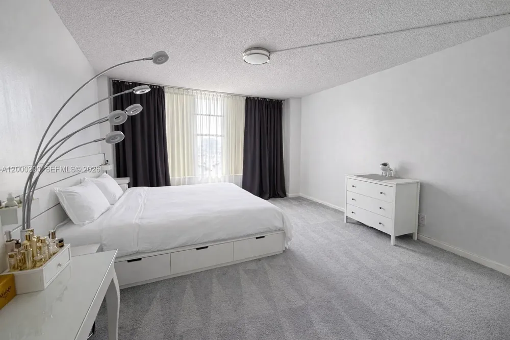 3800 S Ocean Dr #1623 Hollywood, FL 33019