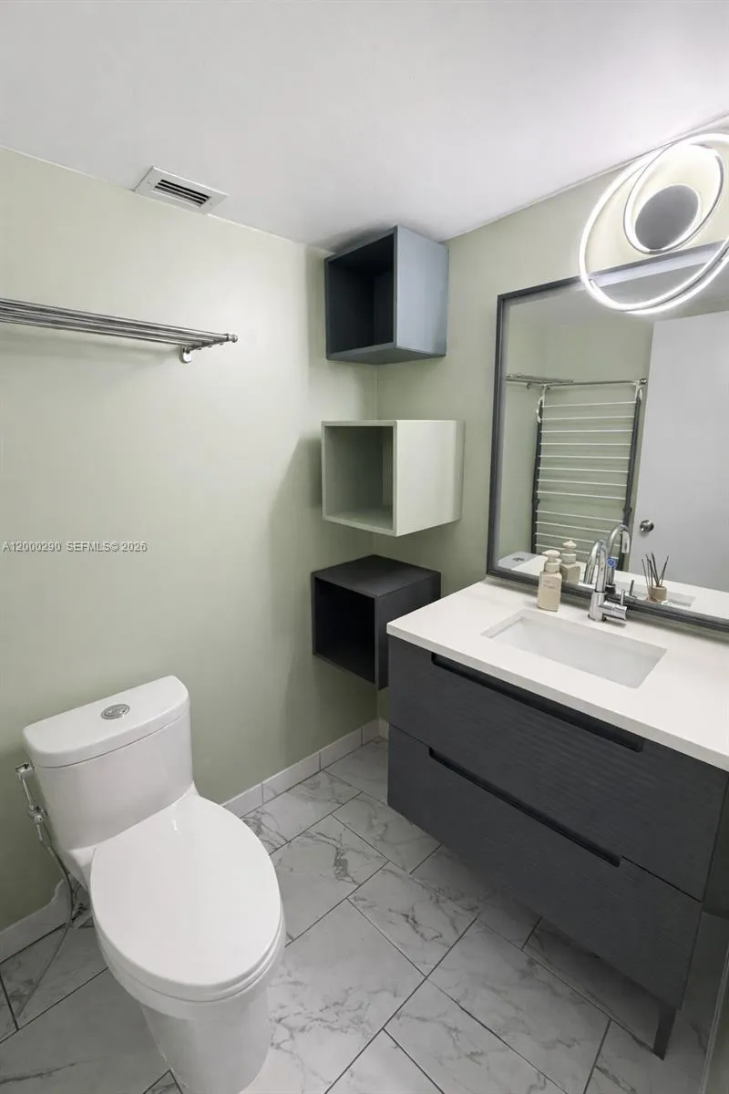 3800 S Ocean Dr #1623 Hollywood, FL 33019