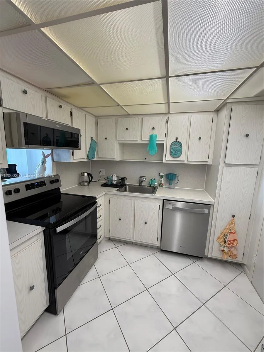 3800 S Ocean Dr #1623 Hollywood, FL 33019