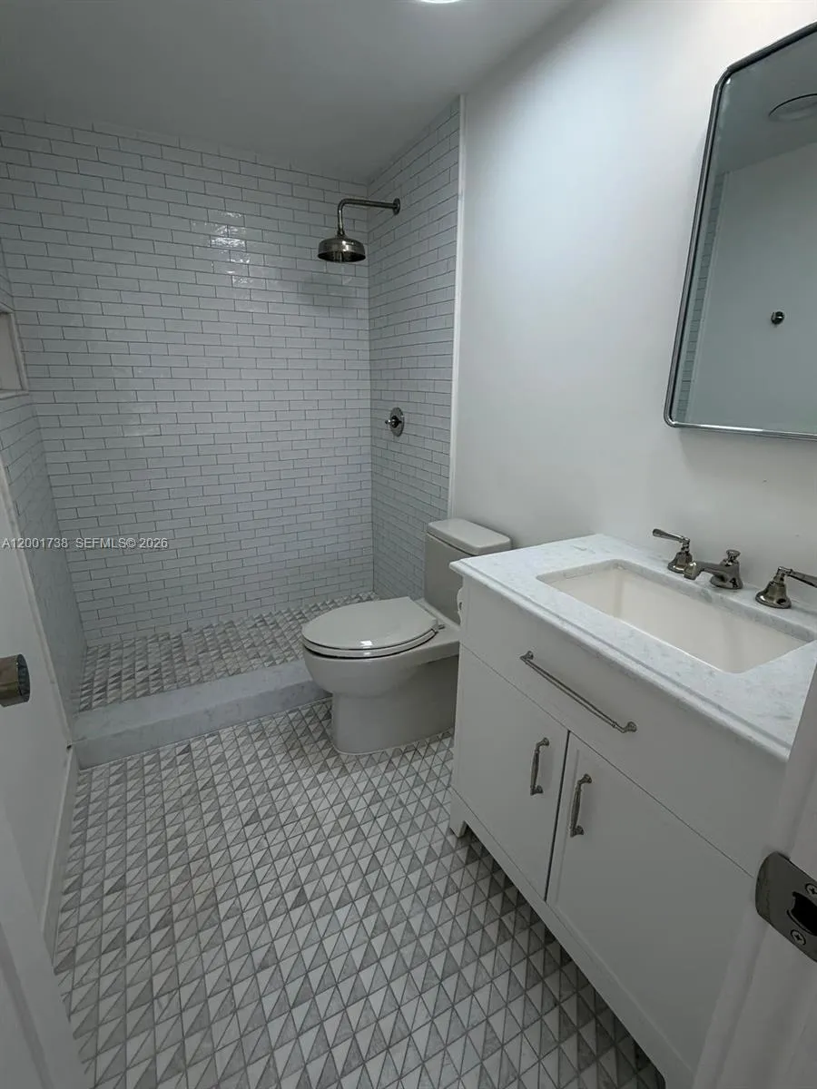 2900 NE 30th St #F2 Fort Lauderdale, FL 33306